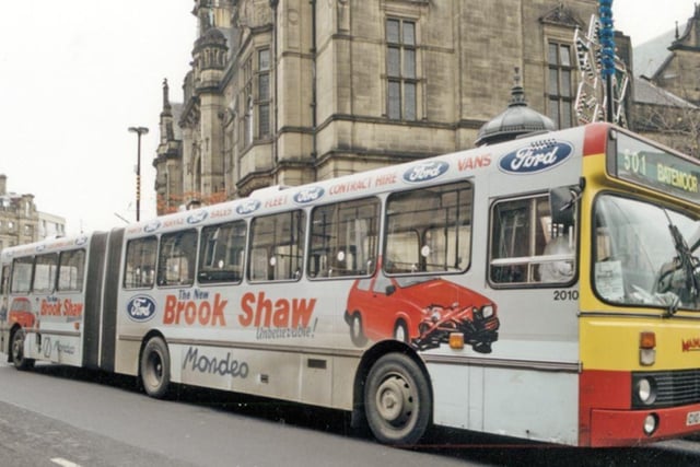 A Bendibus on Pinstone Street, Sheffield city centre, in November 1995.