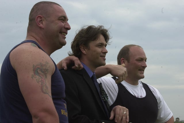 Dougray Scott with two of the heavyweight competitors