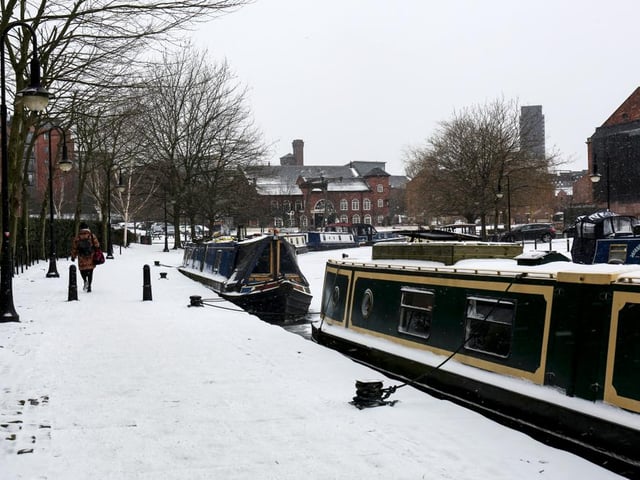 Odds: 5/1. Implied chance of snow on Christmas Day: 16.70%