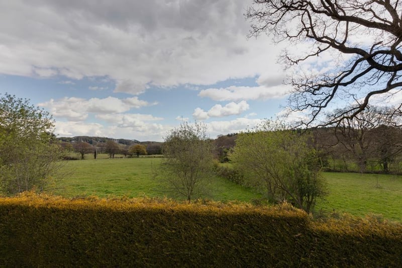 The property benefits from "far-reaching countryside views".