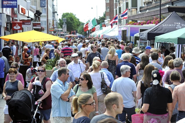 The Southsea Food Festival 2013 gets under way in the Palmerston Precinct Southsea. Picture: Ian Hargreaves 132025-1