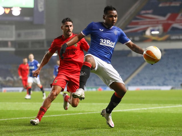 This new Morelos, more withdrawn from goalscoring areas and holding up play is still capable of giving more. Hold up play was good and very unselfish with distribution but needs more from his movement to get between support positions and scoring ones. Close with second half blast off bar.