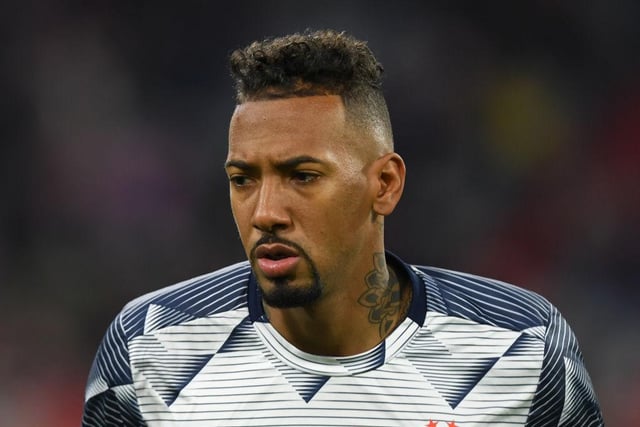 Chelsea are set to rival London rivals Arsenal for Bayern Munich defender Jerome Boateng as he enters the final 12 months of his contract. (Daily Mail)