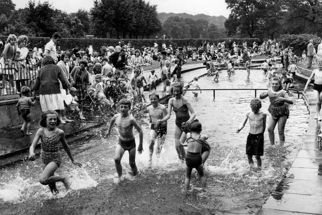 The lido was packed on this day in August 1962.