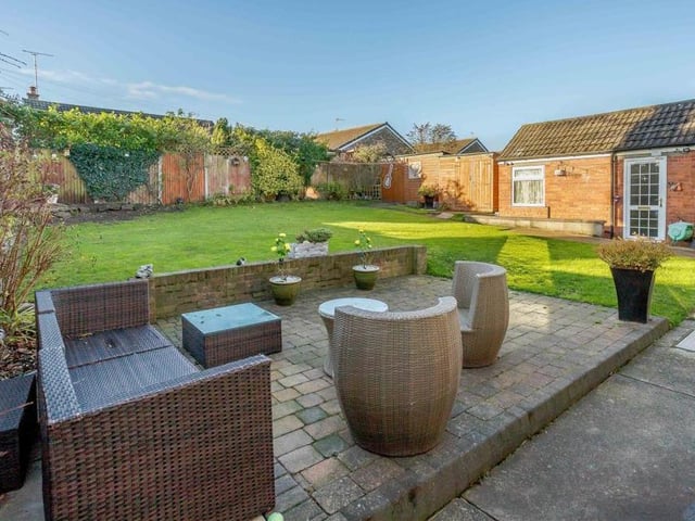 The first of several pictures showing the attractive garden at the Buttery Lane house. This is a lovely, block-paved seating area at the back.