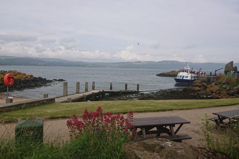 Nichola Knight took her family on the Maid of the Forth ferry to Inchcolm Island - it was a "fantastic trip".