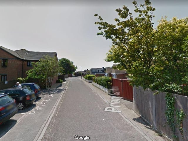 Off the A27. The average price for property in New Priory Gardens, Portchester, stood at £83,353 in August 2020. This is a rise of 4.33 per cent in the last three months (since April 2020) and an increase of 0.39 per cent since 12 months ago.