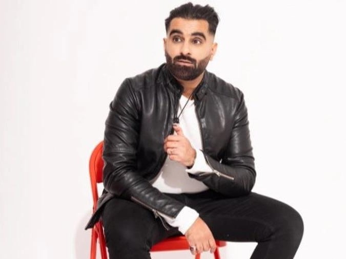 The popular stand-up, author, and TV star returns with a brand-new tour hour loaded with sharp political commentary and personal tales. 😂 City Varieties Music Hall