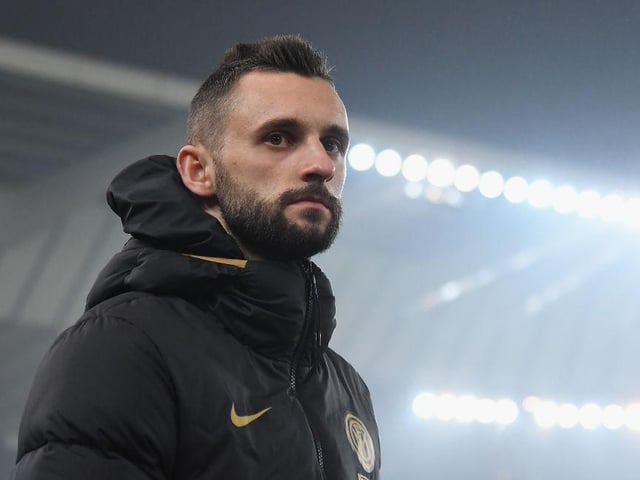 Tottenham Hotspur are keen admirers of Inter Milan midfielder Marcelo Brozovic as the Serie A club weigh up selling him in January. (Calciomercato)