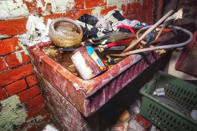 Lots of junk has been left behind (pic: Laura Rickers/Abandoned Memoriez Urbex)