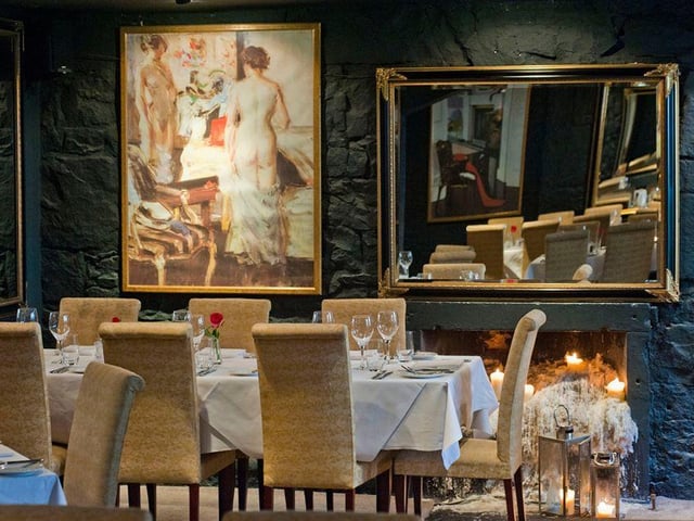This award-winning cosy restaurant is ideal for a romantic meal.