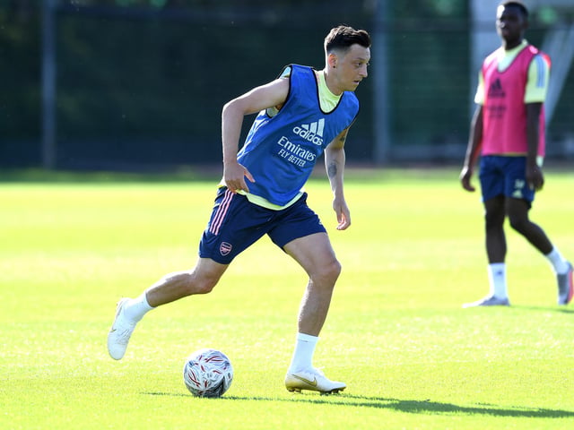 Average time players spend at club (days): 769 Longest serving player (minus loan spells): Mesut Ozil Length of service of longest-serving player: 2,549