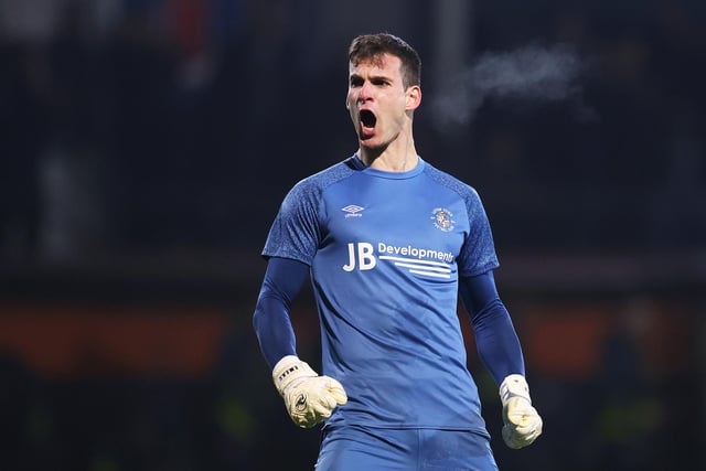Nathan Jones has hinted that the Hatters have an option to extend Simon Sluga's contract, with his deal set to expire at the end of the season. The goalkeeper has kept 26 clean sheets in 92 appearances for Luton. (Luton Today)