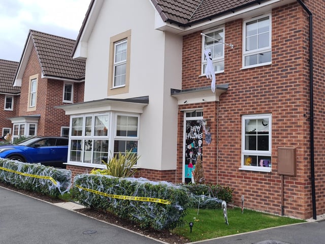 Trafalgar Way at Mansfield Woodhouse have a number of brilliantly decorated houses!
