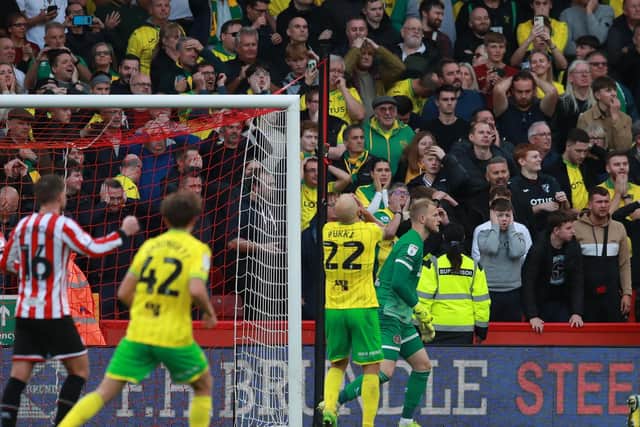 Adam Davies earns Sheffield United a point with his penalty save against Norwich City: Simon Bellis / Sportimage