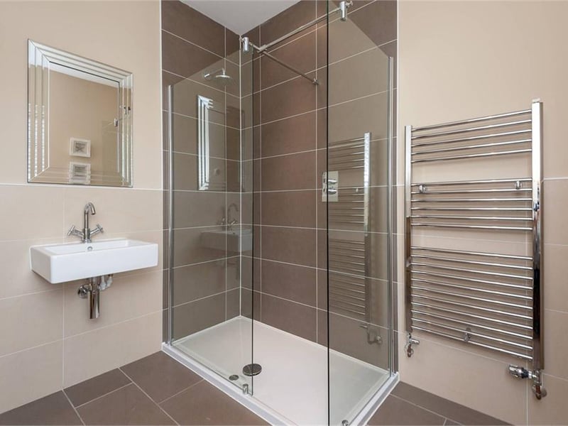 Ground floor shower room.
