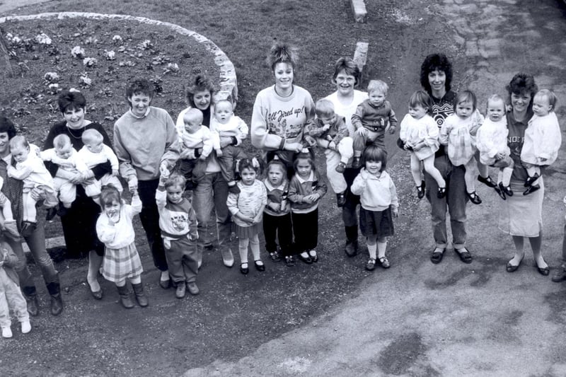 Members of Chapeltown Twins Club pictured in March 1988