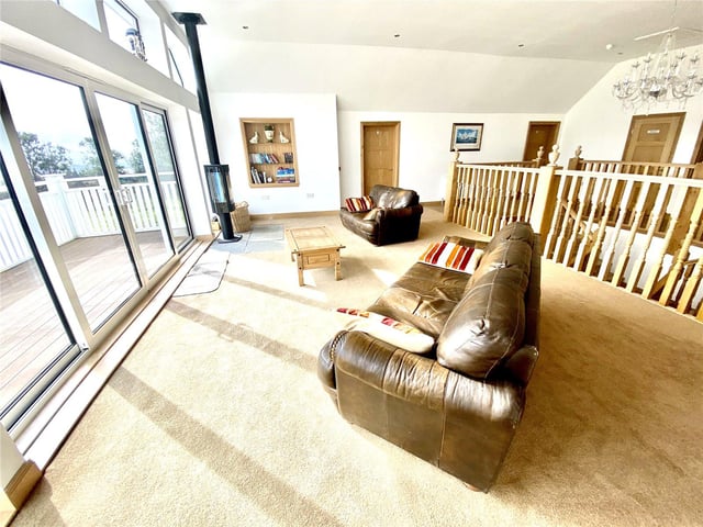 Galleried landing.