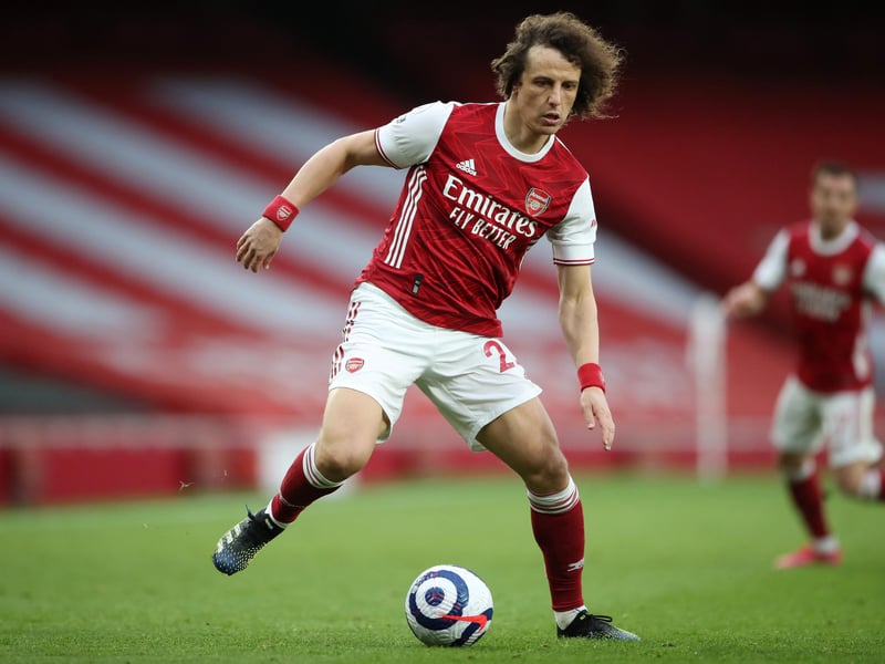 Everton reportedly tried to sign David Luiz on a free this summer and were competing with the likes of West Ham, Real Madrid and Marseille. The former Chelsea defender eventually signed for Brazilian side Flamengo. (Football Transfer Tavern)