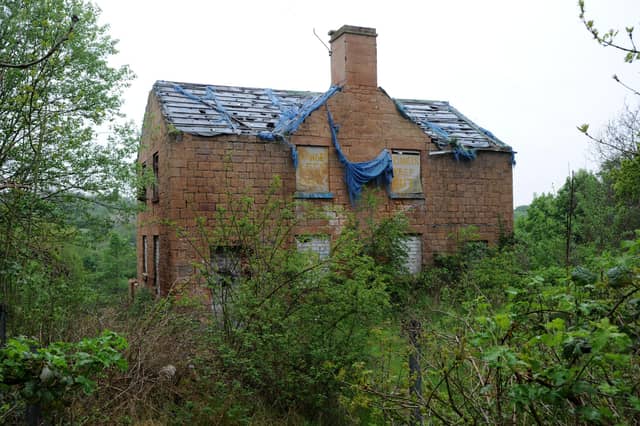 Bath Mill stands on the banks of the River Maun.