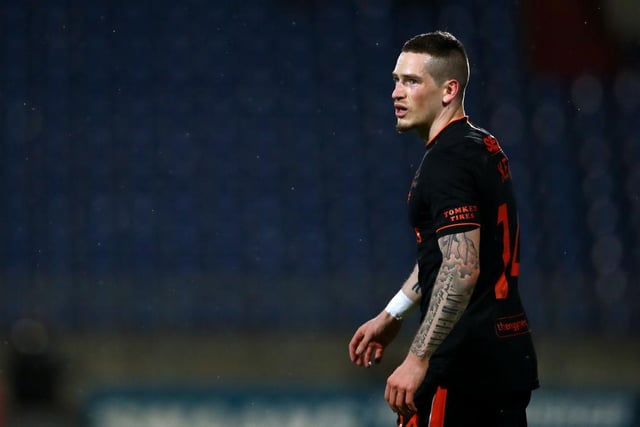 Rangers are set to open new contract talks with Ryan Kent after rejecting a £10m offer from Leeds United this summer. (Football Insider)
