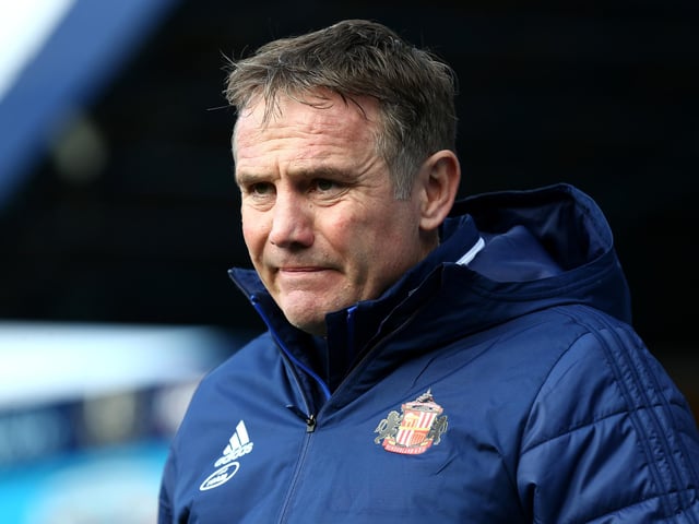 Sunderland are interested in signing Kenton Richardson, Josh Hawkes and former Burnley striker Will Harris. However, the Black Cats pursuit of a trio of free-agents has stalled. (Sunderland Echo)
