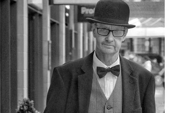 A well dressed gentleman.