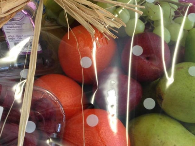 Strawberry Fayre are working alongside Bradbury's butchers to provide groceries to Ravenshead and surrounding areas.