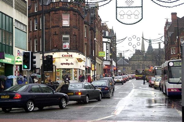 Pinstone Street at a standstill as drivers queue for the Coles Car Park on January 2, 2001