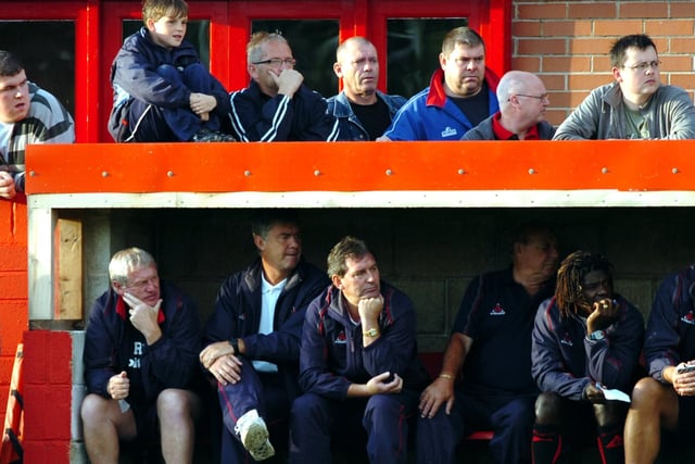 Alfreton v Sheffield Utd...... Blades fans along with new manager Bryan Robson on the look out