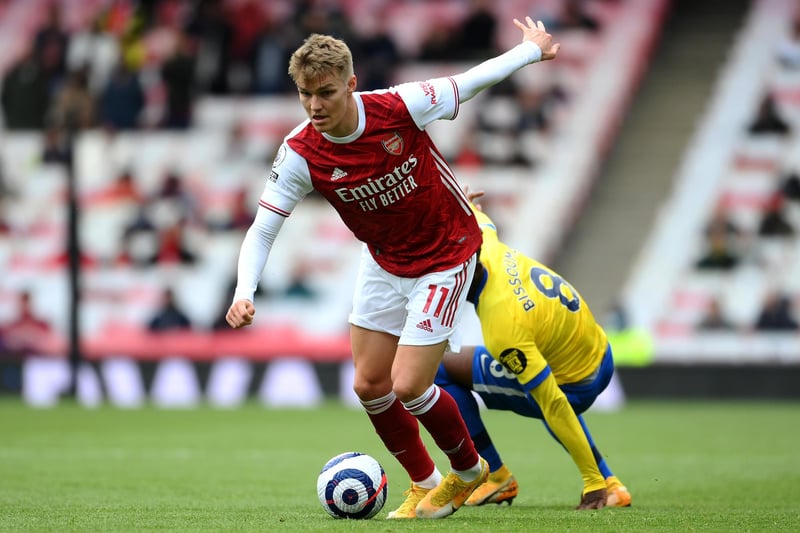Arsenal are hopeful of signing Martin Odegaard on a £30m deal from Real Madrid, and to have him ready to face Chelsea in the Premier League this weekend. He impressed on loan with the Gunners last season. (Sky Sports)