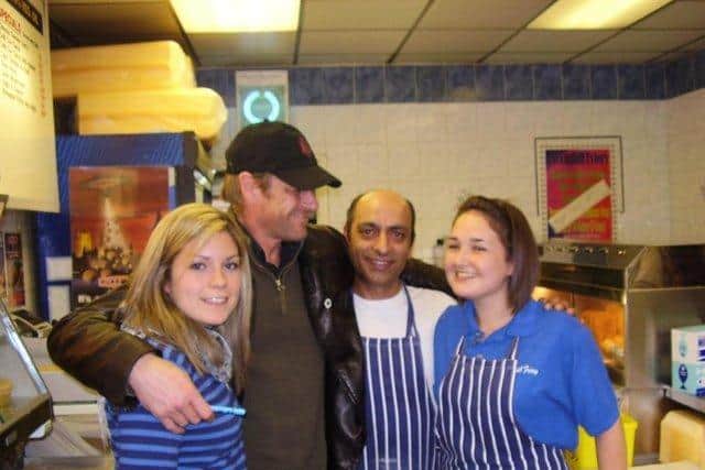 Sean Bean visits Broomhill Friery.