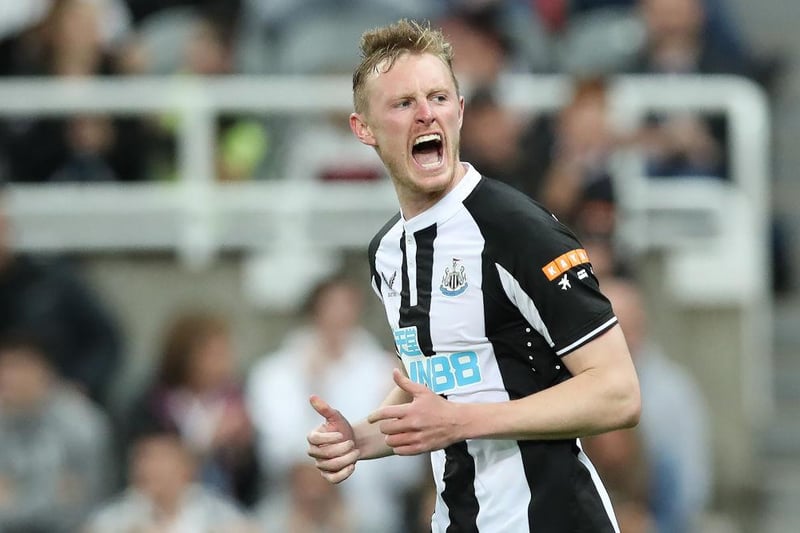 Newcastle United will now open new contract talks with midfielder Sean Longstaff after a proposed swap deal with Everton failed to materialise. (Mirror)

 
(Photo by Ian MacNicol/Getty Images)