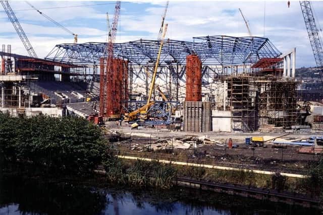 Sheffield Arena under construction in 1990.