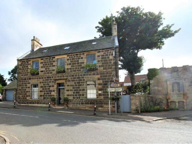 A beautifully presented detached house in Ceres, a traditional village only 12 minutes drive to St Andrews, with stylish and comfortable accommodation over three floors and a garden and hot tub - £25,000 total stay.
