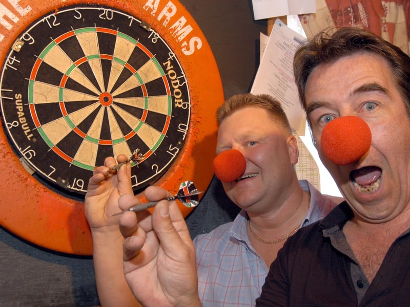 Jez Booth, left, landlord of The KIngs Arms, Mansfield, pictured in 2007 with Jack Black, who was organising a Halve-it competition to raise money for Comic Relief