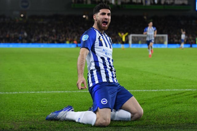 Graham Potter’s Brighton could lose Alireza Jahanbakhsh with PSV set to reignite their interest in the former AZ Alkmaar winger this summer. (Voetbal International)