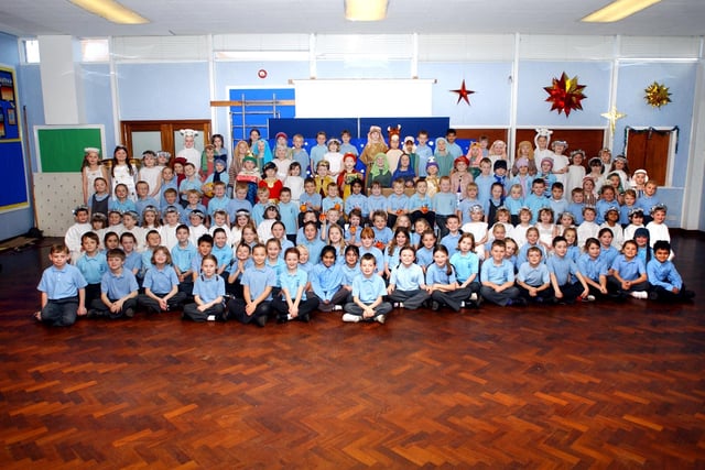 Take a look at this line-up from the West Park Primary School Nativity.