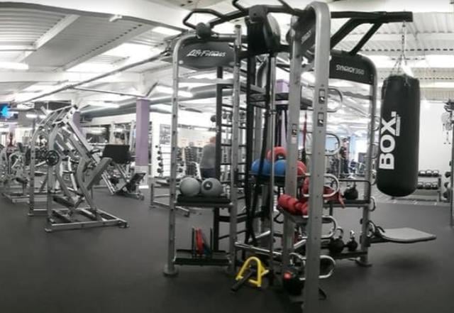 Step inside to your local 24 hour 7 days a week gym in Mansfield. Whatever your fitness and training goals are, Anytime Fitness will help you get to a healthier place. Visit them at, 176 Nottingham Rd, Mansfield.