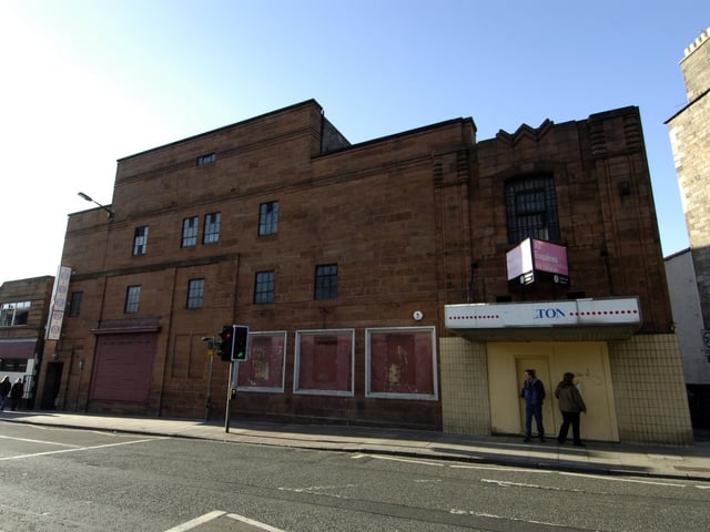 Built in 1933, the New Tivoli on Gorgie Road continued operation as a cinema until 1973 when it embarked on a new life as a bingo hall. The building lay derelict in the late 2000s, but has since been adapted for use by Destiny Church.