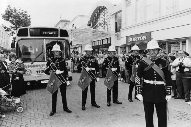 Royal Marines guard of honour at Portsmouth Cascades official opening in September 1989