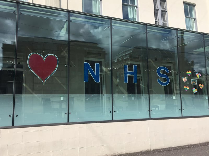 A Glasgow business demonstrates support for the NHS.