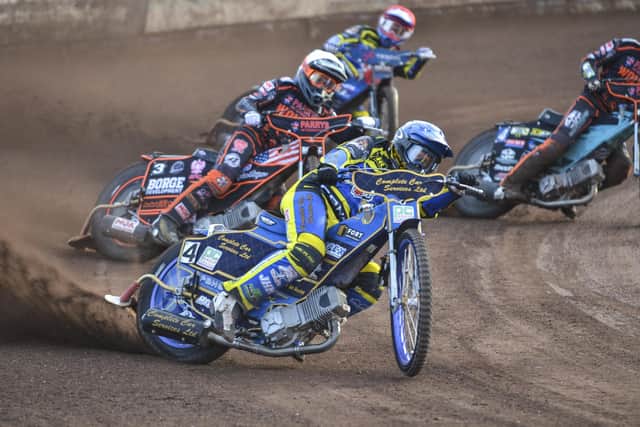 Captain Kyle Howarth on his way to a heat win against Wolverhampton. Photo: Charlotte Flanigan.