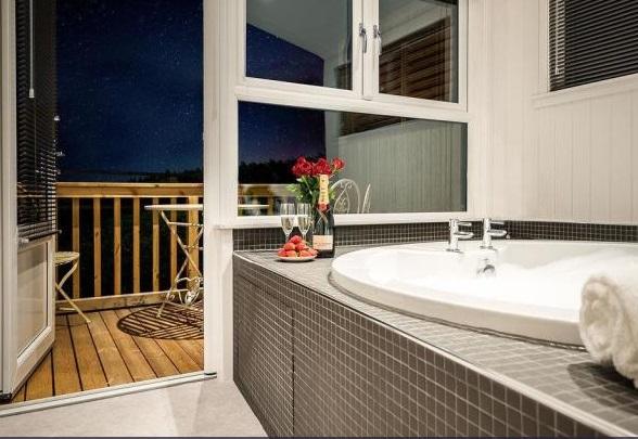 Fixed price £220,000