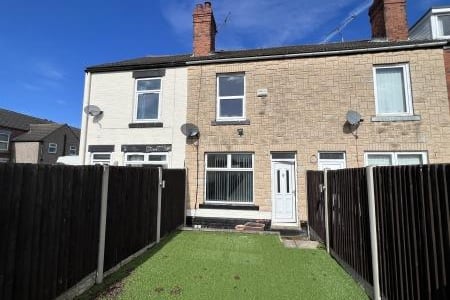 2 South View, Kiveton Park, S26 6RQ. Guide Price: £75,000 *
An attractive 2 bedroom terrace house with spacious accommodation suitable for reletting or own occupation . The property has Upvc windows, gas central heating, single car parking space and front enclosed garden