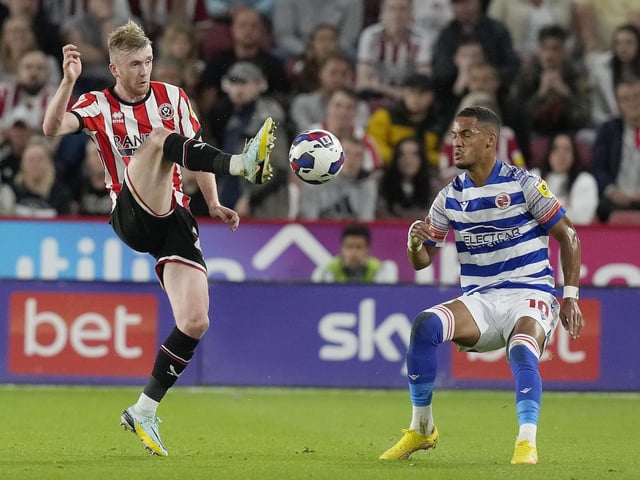 Made his full league debut in place of his mate McAtee and almost marked it with an early goal after McBurnie and Ndiaye both dummied Berge's ball cleverly, but it seemed to take him by surprise and the chance was snuffed out. Could have had an assist but Ndiaye shot wide before his corner was volleyed home by Ahmedhodzic. Looks a player