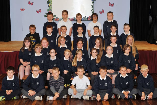 A lovely reminder of the Year 6 leavers at West View Primary School in the summer of 2012.