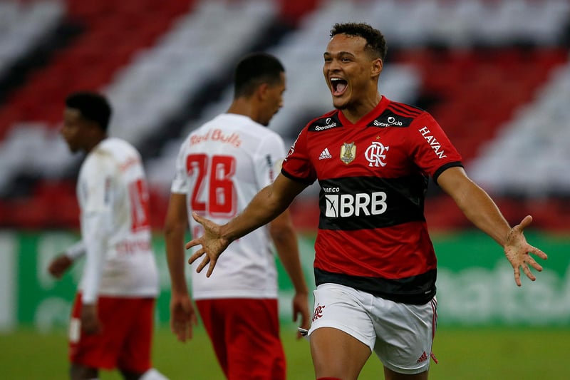 Fulham have reportedly tabled a bid for Middlesbrough target, Rodrigo Muniz. Boro have already met emissaries from Flamengo in Portugal on Monday to discuss the possible move. (Inside Futbol)