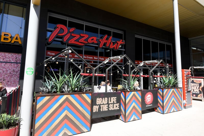 The White Rose Pizza Hut is rated at 3.8 stars according to Google reviews.