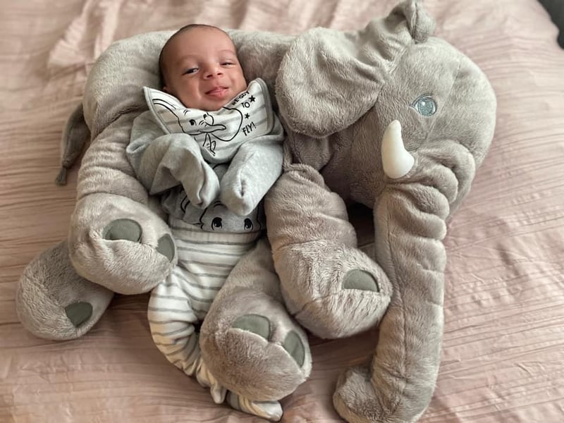 Rio Hussain, said: "Thierry Manion~~born on the 06/01/2021 💙exactly 7lb."